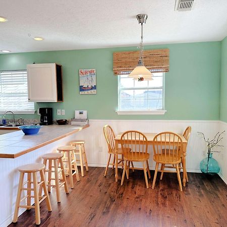 Casa De Las Olas - Huge Fenced Yard, Massive Outdoor Shower, Great Breezes From Deck! Surfside Beach Exterior photo