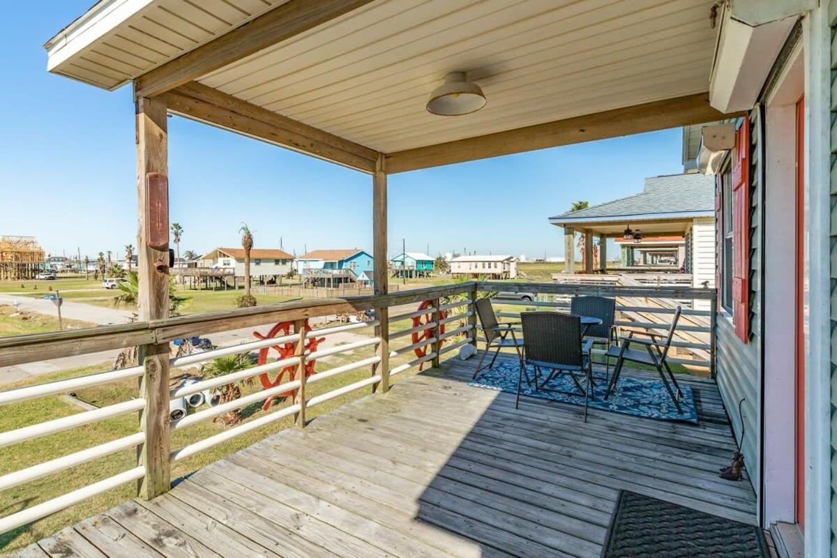 Casa De Las Olas - Huge Fenced Yard, Massive Outdoor Shower, Great Breezes From Deck! Surfside Beach Exterior photo