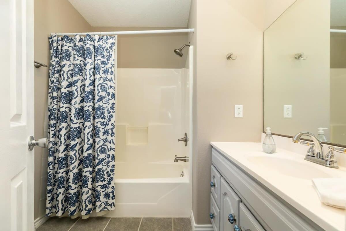 Casa De Las Olas - Huge Fenced Yard, Massive Outdoor Shower, Great Breezes From Deck! Surfside Beach Exterior photo