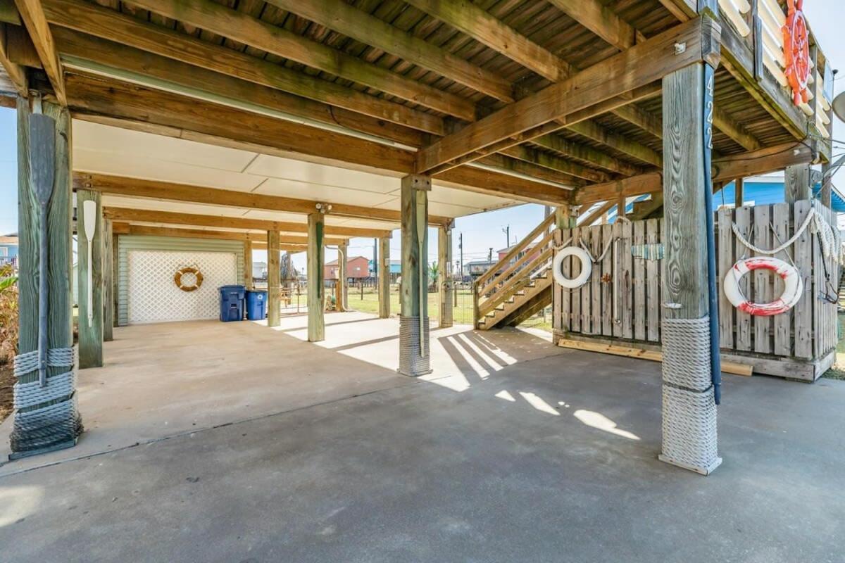 Casa De Las Olas - Huge Fenced Yard, Massive Outdoor Shower, Great Breezes From Deck! Surfside Beach Exterior photo