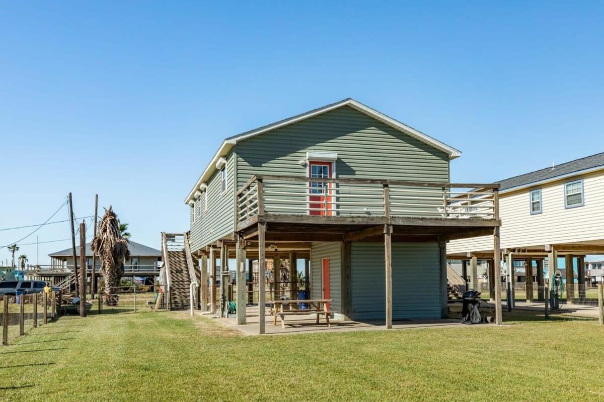 Casa De Las Olas - Huge Fenced Yard, Massive Outdoor Shower, Great Breezes From Deck! Surfside Beach Exterior photo