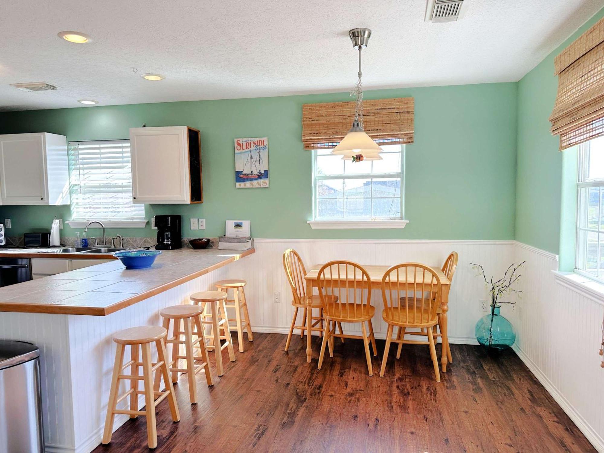 Casa De Las Olas - Huge Fenced Yard, Massive Outdoor Shower, Great Breezes From Deck! Surfside Beach Exterior photo